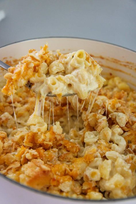 Spicy Baked Mac And Cheese, Spicy Macaroni Recipe, Spicy Mac And Cheese Recipe, Mac And Cheese Bar, Spicy Corn Dip, Mac Recipes, Spicy Mac And Cheese, Rotel Recipes, Pub Night