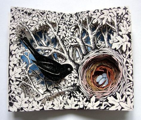 Tunnel Books, Book Sculptures, Book Art Sculptures, Tunnel Book, Artists Books, Folding Origami, Altered Book Art, Bookmaking, Folded Book Art