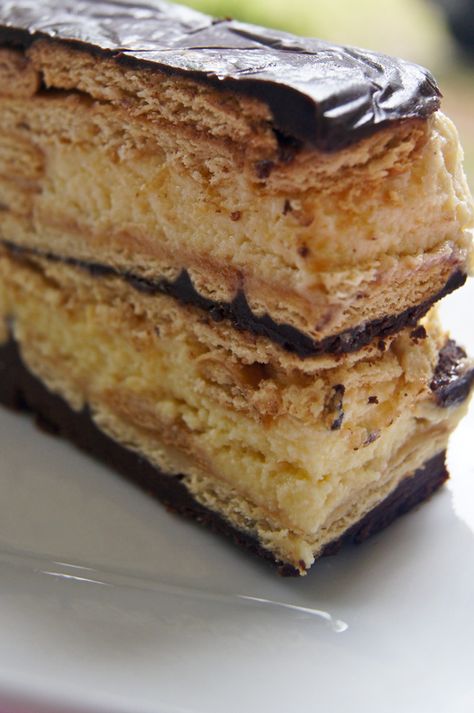 Galletas Maria Torte (Maria Biscuits) — SweetBites Goya Maria Cookies Recipes, Maria Biscuit Dessert, Maria’s Cookies Dessert, Maria Cookies Dessert Recipes, Maria Cookies Dessert, Chocolate Layered Cake, Maria Cookies, Spanish Breakfast, Biscuit Home