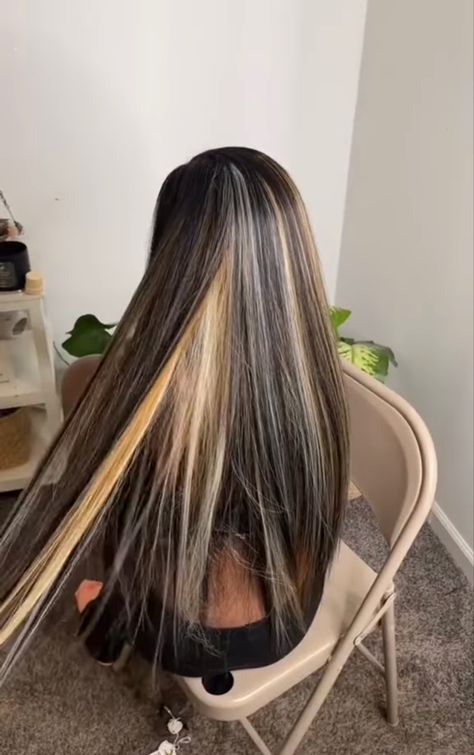 Brown Blonde Black Hair, Black Hair With Brown And Blonde, Deep Brown With Highlights, Hairstyles For Highlighted Hair, Blond With Dark Highlights, Blonde And Brown Weave, Black Hair With Coloured Highlights, Black Underneath Blonde On Top, Hair Dye Ideas Straight Hair