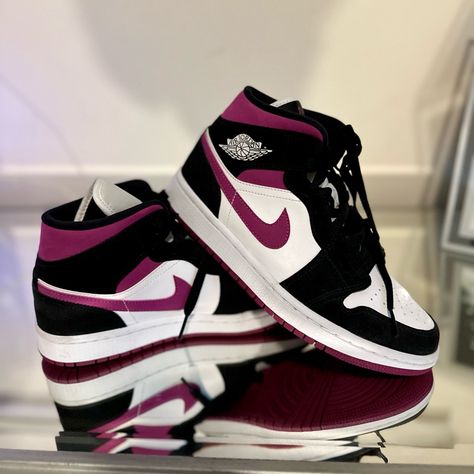 Never Worn, Nike Women’s Air Jordan 1 Mid 'Cactus Flower'. Size 7.5. Color: Black/Cactus Flower-White This Mid Air Jordan 1 Has A White Leather Base With Black Nubuck Overlays And A Purple Rubber Sole With A White Midsole. The Base Of The Sneaker Is Made With Air Technology And Has White With Magenta Details. There’s A Magenta-Colored Air Jordan And Nike "Swoosh" Symbol On The Side Of The Shoe As Well As An Air Jordan Wings Logo Displayed In White And Black. I Do Not Have Box, Threw Away After I Bought Them. This Size Is Selling For $336 On Goat. Jordans 1 For Women, Shoes Sneakers Jordans Women, Jordan Air 1s, Nike Jordan Shoes Women, Old School Jordans, Sneakers Fashion Black Women, Prowler Shoes, Jordan’s Women, Shoe Inspo Women