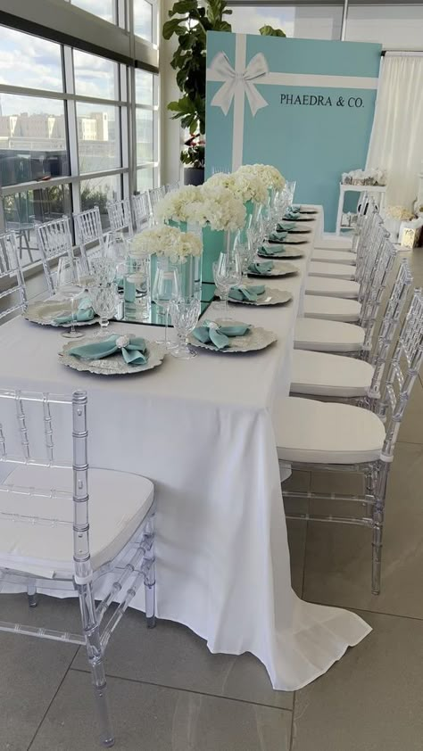 Bridal Shower Teal Theme, Tiffany And Co Bday Party, Tiffany And Co Dinner Party, Breakfast At Tiffanys Centerpiece Ideas, Tiffany Blue Table Setting, Tiffany Blue Backdrop, Breakfast At Tiffany's Bridal Brunch Tiffany Theme, Tiffany And Co Theme Party Outfit, Tiffany’s Birthday Theme