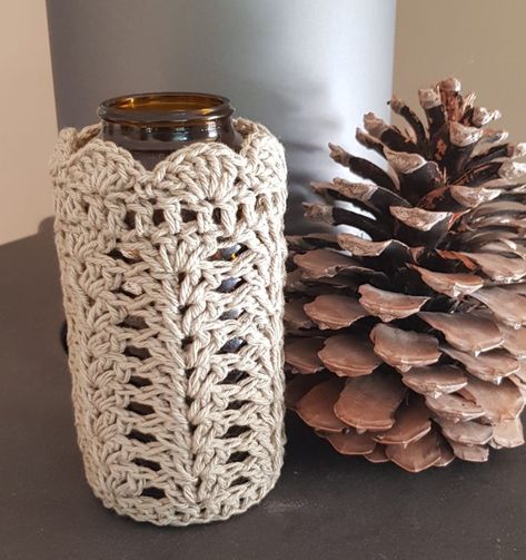 Crochet Jar Cover - 2LOOPZ Crochet Jar Covers Free Pattern, Jar Magic, Crochet Jar Covers, Jar Covers, Learn Crochet, Halloween Jars, Crochet Cover, Scrap Yarn, Crochet Decoration