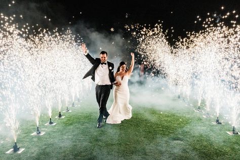 Obsessed with the cold sparkler wedding exit this couple did on their wedding day! To see more of their wedding at Omni Barton Creek in Austin TX check out the blog! Fireworks Send Off Wedding, Cold Sparks Wedding Exit, Wedding Cold Sparklers, Cold Sparklers Wedding Exit, Omni Barton Creek Wedding, Cold Sparks Wedding, Cold Sparklers Wedding, Grand Exit Ideas, Glamorous Centerpieces