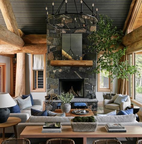 Inviting Interiors Warm Up a Canadian Log Home — Better Homes & Gardens Half Log Interior Walls, Log Cabins Interiors, Log Cabin Homes Interior, Cabins Interiors, Cabin On Lake, Log Cabin Interior Design, Canadian Decor, Cabin Homes Interior, Inviting Interiors