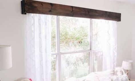 17 Homemade Window Valance Plans You Can DIY Easily Valence With Curtains, Wood Valances For Windows, Valences For Windows, Window Valence, Wood Valance, Farmhouse Window Treatments, Diy Window Treatments, Wood Window, Diy Window