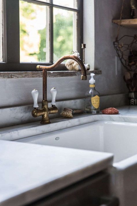 10 Easy Pieces: Deck-Mounted French-Style Country Kitchen Faucets - Remodelista Vintage Kitchen Faucet, Corner Kitchen Sink, Beth Kirby, Local Milk, European Kitchens, Brass Kitchen Faucet, Eclectic Kitchen, All White Kitchen, Big Kitchen