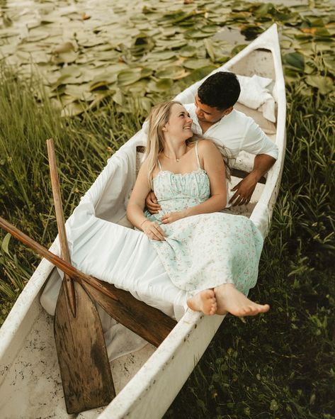 Surprise on the last slide 🐊 I’ve lived here for 6 years and I never see gators, but they decided to claim their territory the second we get a canoe in the water for my dream shoot 😂! @angelandjose were awesome and I was able to get most shots within a few minutes and then by the shoreline! This will always be an unforgettable shoot of mine! ❤️ Stay tuned for the part two with the rain 🌧️ @freedomphotographyfl canoe rental! 🤍 #canoe #couplesphotography #thenotebook #gpresets #unscriptedpo... Canoe Photoshoot, Noah And Allie, Rain Shoot, The Notebook Movie, Movie Romance, Notebook Movie, Model Couple, Lake Photoshoot, You Are Incredible