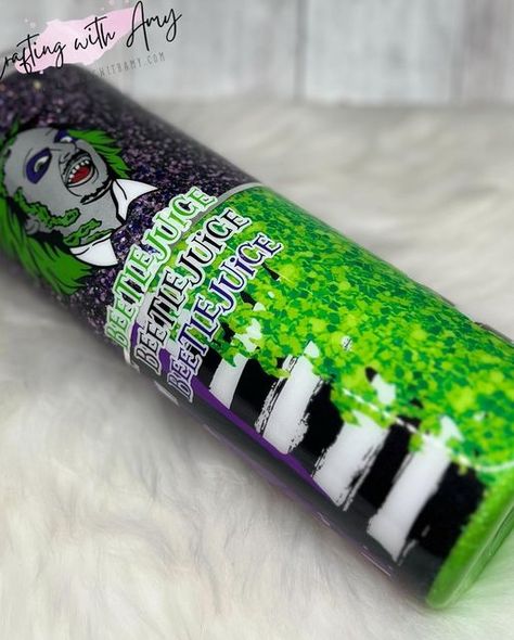 Halloween Tumbler Ideas, Beetlejuice Design, Beetlejuice Tumbler, Glitter Epoxy Tumbler, Halloween Tumblers, Superhero Classroom, Beetlejuice Halloween, Epoxy Tumbler, Resin Tumblers