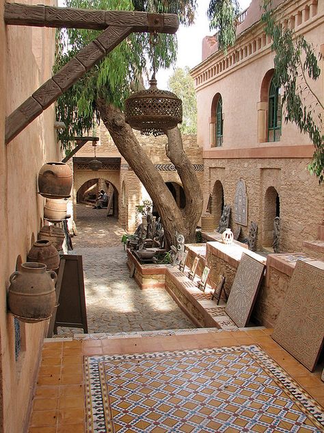 Agadir Maroc Medina Morocco, Riad Marrakech, Casa Country, Casas Coloniales, Patio Interior, Moroccan Design, Moroccan Decor, Futurism, Islamic Architecture