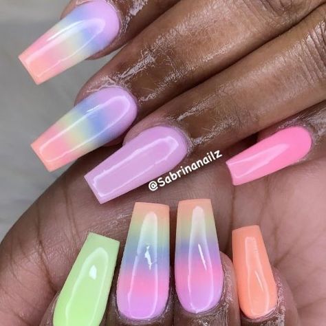 Ombre Nail Colors Ideas Spring, Neon Ombre Nails Bright Colors, Spring Ombre Nail Ideas, Ombre Coffin Nail Ideas, Ombre Nail Designs 2024, Colourful Ombre Nails, Nail Dipping Powder Colors For Summer, Bright Ombre Nails Summer, Bright Ombre Nails