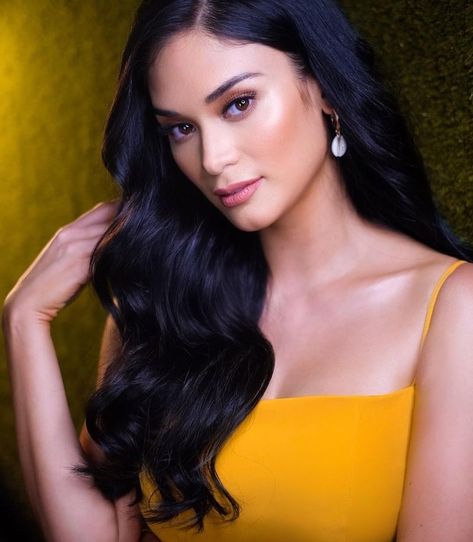 Pia Wurtzbach Wallpaper - Bing Pia Wurtzbach, Miss Usa, Classic Hollywood, Gq, 1 2 3, Hollywood, Long Hair Styles, Hair Styles, Hair