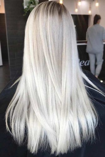 Icy Blonde Hair, Blonde Hair Shades, Blonde Hair Looks, Hair Shades, Platinum Blonde Hair, Long Blonde, Long Blonde Hair, Hair Inspo Color, Platinum Blonde