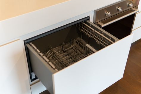 Single drawer dishwasher Two Drawer Dishwasher, Single Drawer Dishwasher, Dishwasher Ideas, Double Drawer Dishwasher, Dish Drawers, Family Dinner Party, Drawer Dishwasher, Installing Siding, Water Efficiency