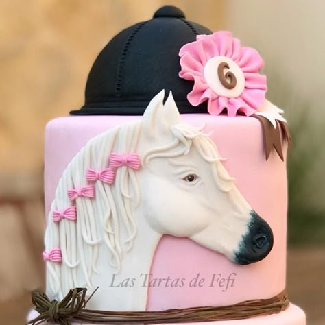 Easy Horse Cake, Fondant Horse, Horse Cakes, Birthday Horse, Tårta Design, Horse Birthday Cake, Lemon And Coconut Cake, Fondant Tips, 90th Birthday Parties