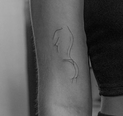 Silhouette Of A Woman Tattoo, Womens Body Tattoo Silhouette, Woman Shape Tattoo, Couple’s Tattoos, Women’s Silhouette Tattoo, Tattoo Of A Woman Silhouette, One Line Tattoo Woman Silhouette, Fine Line Body Tattoo, Body Shape Tattoo