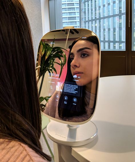 This Hi-Tech Mirror Tells You Whether Your Skincare Is Actually Working Foot Detox Soak, Face Mapping, Face Primer, Makeup Forever, Skin Tips, Skin Problems, Body Skin Care, Diy Beauty, Beauty Care