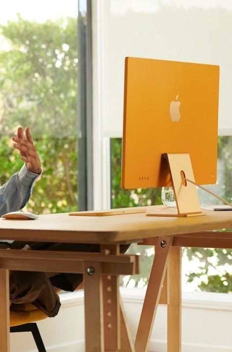 Tech Workspace, Imac Office, Imac Setup, Imac Desk, Imac Desk Setup, Home Studio Setup, Yellow Orange Pink, Office Gadgets, Appliances Design