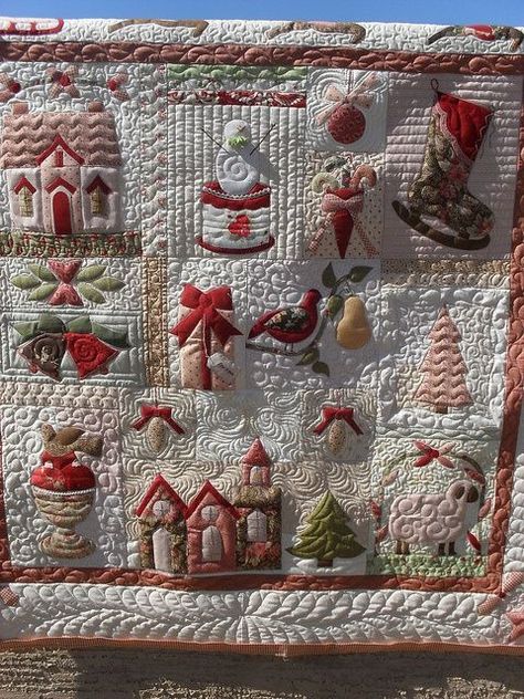 Christmas Old Time Christmas, Christmas Applique, Holiday Quilts, Applique Quilting, House Quilts, Winter Quilts, Quilting Studio, Christmas Quilts, Christmas Sewing