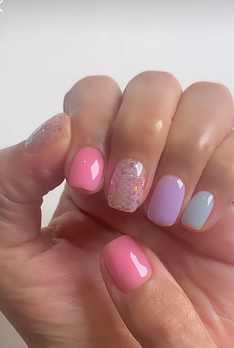 Cute Girl Nails For Kids, Girls Gel Nail Designs Kids, Nail Idea For Kids, Kids Gel Nails, Girls Nails Kids, Gel Nails For Kids, Nails For Little Kids, 90s Nails Trends, Toddler Nails Designs Kids