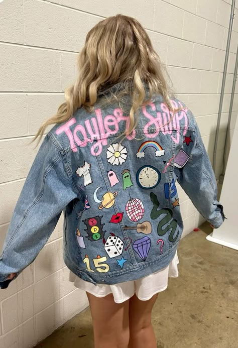 Taylor Swift Painted Jacket, Eras Tour Jacket Diy, Taylor Swift Jean Jacket Diy, Glitter Station, Taylor Swift Drawings, Taylor Swift Diy, Gracie Concert, Jean Jacket Diy, Swift Outfits