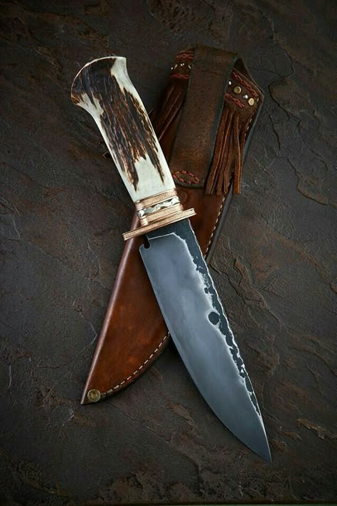 Knife Hunter, Antler Knife Handle, Seax Knife, Deer Antler Crafts, Antler Knife, Forging Knives, Knife Patterns, Hand Forged Knife, Handcrafted Knife