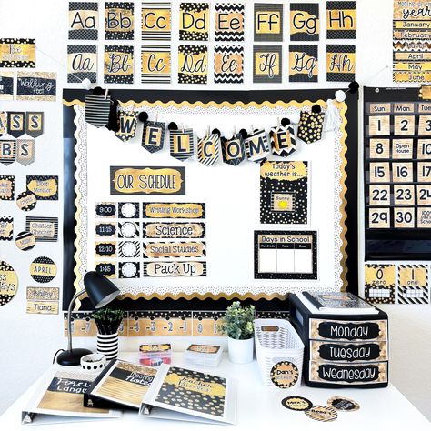 Are you looking for a fun twist on the traditional Black and White Classroom Decor? This gorgeous classroom decor bundle is designed to be printed on your home or school printer and look glittery and full of sparkle! Perfect for a Harry Potter Classroom Theme or even Hollywood Classroom Decor! Click through to read the blog post! 👉https://www.differentiationcorner.com/2024/04/15/black-and-gold-classroom-theme-decor/ Gold Classroom Decor, Black And White Classroom Decor, White Classroom Decor, Harry Potter Classroom Theme, Black And White Classroom, Hollywood Classroom, White Classroom, Harry Potter Classroom, Classroom Decor Bundle