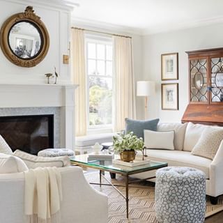 August Taylor, Dining Room Contemporary, French Style Homes, Southern Homes, Neutral Living Room, Traditional Living, Southern Home, Traditional Living Room, Elegant Interiors