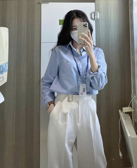 Working Outfit Korean, Proffesional Woman Outfits Summer, Work Korean Outfit, Korean Outfits Work, Korean Work Outfit Business Casual, Smart Casual Women Work, Casual Outfits For Women Work, Business Casual Korean, Outfits For Women Work