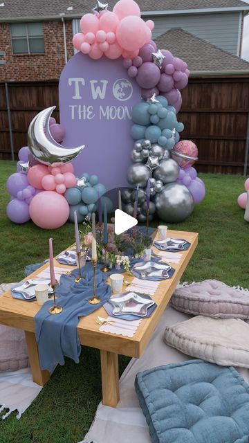 Dallas Event Planner on Instagram: "Two the moon themed second birthday party in Dallas TX for the sweetest birthday girl 🚀😌💖🌙 #betterwithbashify #twothemoon #twothemoontheme #twothemoonbirthday #dallasparty #dallasevent #dallaseventplanner #dallaspartyplanner #kidsparty #childrensparty #kidsbirthday #kidsbirthdayparty #kidsbirthdaypartyideas" Two The Stars Birthday Party, Two The Moon Party Activities, Fly Me Two The Moon Birthday, Two The Moon Balloon Garland, 2 Nd Birthday Girl, Love You 2 The Moon Birthday, Girls Two Year Old Birthday Party Ideas, Two The Moon Photoshoot, Second Birthday Ideas Girl