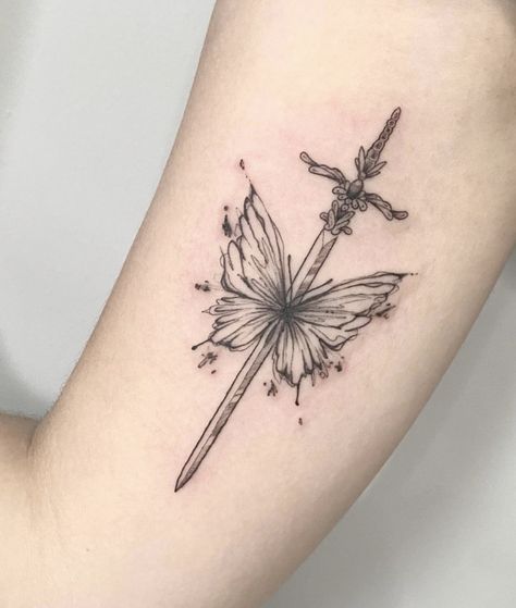 Butterfly And Knife Tattoo, Blade Tattoos For Women, Butterfly And Swords Tattoo Meaning, Swords Tattoo For Women, Tattoo Ideas Swords Women, Tattoo Swords Woman, Butterfly And Swords Tattoo, Butterfly Dagger Tattoo, Sward Flower Tattoo