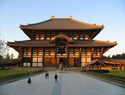 Todaiji Temple in Nara.  The world's largest wooden building. Ancient Japanese Architecture, Todaiji Temple, Japan Temple, Traditional Japanese Architecture, Nara Japan, Japanese Temple, Asian Architecture, Japan History, Wooden Buildings