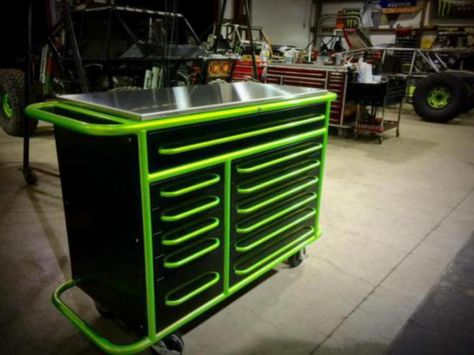 how would you pay for a custom tool box - Page 2 - Pirate4x4.Com : 4x4 and Off-Road Forum Custom Tool Boxes, Mechanic Tool Box, Metal Tool Box, Ultimate Garage, Welding Cart, 4x4 Truck, Tool Cart, Tool Boxes, Garage Shop