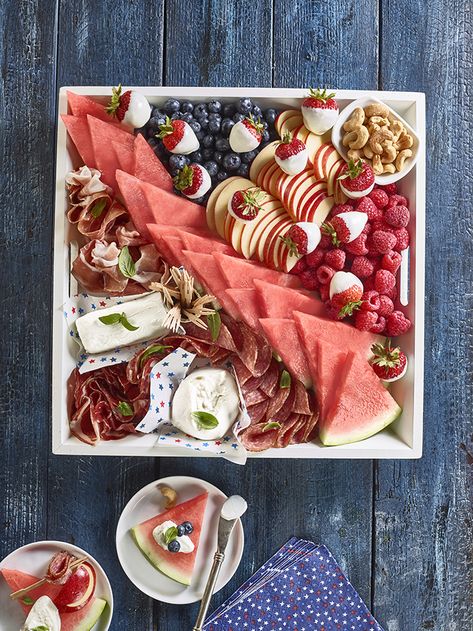 Watermelon Board | Patriotic Charcuterie Board Watermelon Platter Ideas, Red White And Blue Charcuterie Board Ideas, Watermelon And Blueberries, Watermelon And Pineapple Platter, Watermelon Sherbet Recipe, 4th Of July Watermelon, Watermelon Festival, Watermelon Benefits, Grilled Watermelon