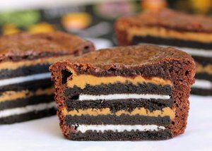 Oreo Brownie Cupcakes, Oreo Peanut Butter Brownies, Brownie Cakes, Brownie Oreo, Brownie Cake Recipe, Cupcakes Oreo, Oreo Brownie, Cookies Pumpkin, Oreo Shake