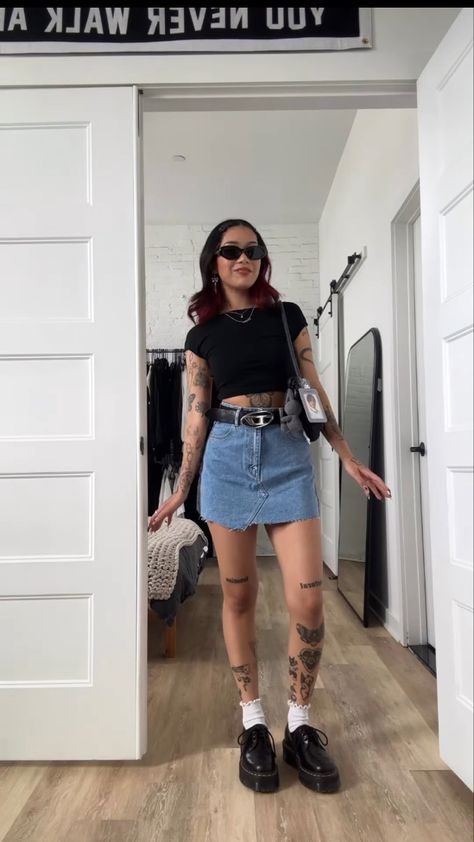 Meg Murayama, Goth Summer Outfits, Edgy Summer Outfits, Look Grunge, Summer Outfits 2024, Alt Outfits, Looks Street Style, Looks Black, Alternative Outfits