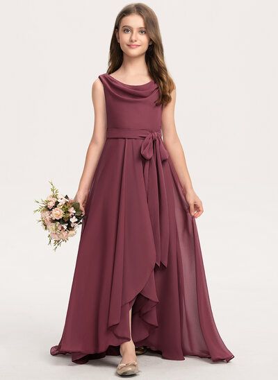 JJ's House has hundreds of beautiful floor-length & short junior bridesmaid dresses for girls in bridal parties. Your jr bridesmaid will fall in love our trendy collection of junior bridesmaid dresses. Shop Now. Kids Bridesmaid Dress, Western Dresses For Girl, Toxic Vision, Kids Frocks Design, Kids Dress Patterns, Girls Frock Design, Metal Mulisha, Indian Gowns Dresses, Kids Gown