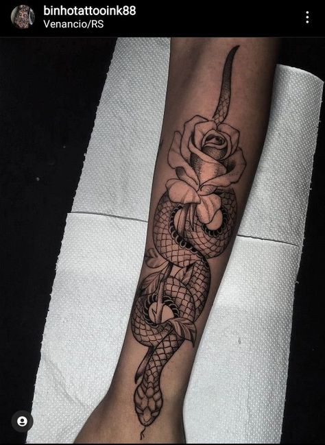 Snake Arm Tattoo With Flowers, Snake Forearm Tattoo Women Wrap, Snake Wrist Tattoo Wrap With Flowers, Wrap Around Forearm Tattoo Women Snake, Snake Leg Tattoos Women, Snake And Sunflower Tattoo, Snake Forearm Tattoo Women, Detailed Snake Tattoo, Rose With Snake Tattoo