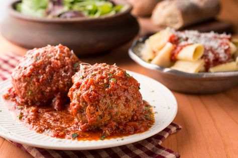 Ground Beef Pork Veal Recipes, Isda Recipes, Veal Meatballs Recipe, Marinara Meatballs, Ground Veal, Beef And Pork Meatballs, Veal Meatballs, Anne Burrell, Italian Meatballs Recipe