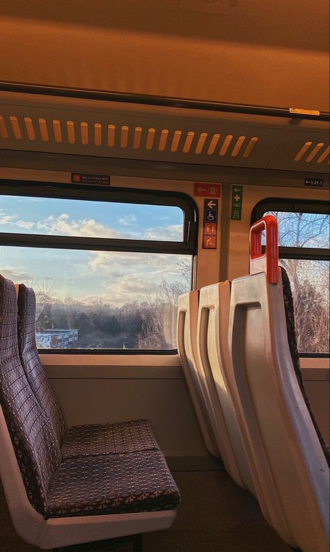 Traveling Train Aesthetic, Uk Train Aesthetic, Train Interior Aesthetic, Living In The Uk Aesthetic, Inside Train Aesthetic, Reading On Train, Travel Train Aesthetic, Amtrak Aesthetic, Train Ride