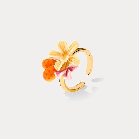 Blossom with grace wearing the Sweet Pear Flower Ring. Crafted from brass with delicate enamel accents, this ring showcases a captivating design inspired by the beauty of pear flowers. Perfect for everyday wear, it adds a touch of nature-inspired elegance to any outfit. Whether as a gift for a loved one or a treat for yourself, this ring embodies the essence of natural beauty and is sure to be cherished. DETAILS Plating: 18k Gold  Materials: 18k Gold on Brass, Enamel Size:  Adjustable Weight:  6 Pear Flower, Unique Gift Wrapping, Cuban Link Chain Necklaces, Opal Pendant Necklace, Dope Jewelry, Birthday Gifts For Sister, Waterproof Jewelry, Funky Jewelry, Jewelry Lookbook