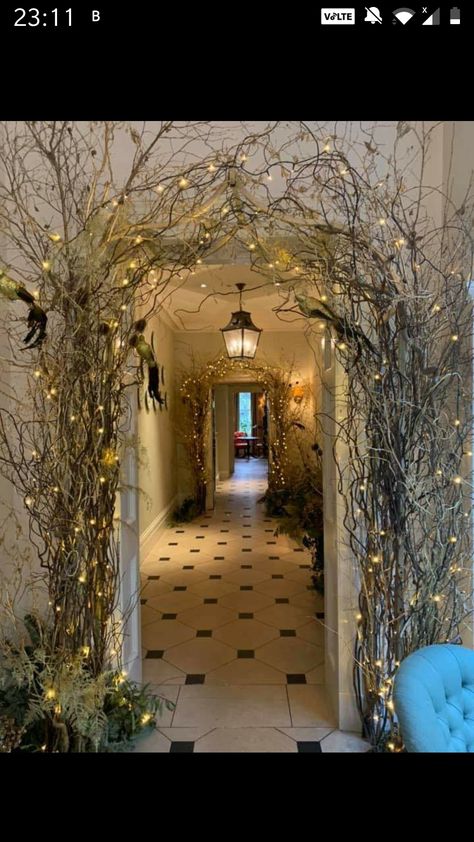 Enchanted Forest House Decor, Enchanted Forest Prom Theme Decoration, Narnia Wedding Theme, Enchanted Forest Christmas, Design A Garden, Small Garden Ideas, Deco Nature, Forest Decor, Home Garden Design