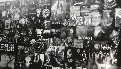 Gosia Core, Metalhead Room Decor, Metal Head Room, Black Metal Bedroom, Metalhead Room, Vibe Room Ideas, Gothic Room Ideas, Vibe Rooms, Metal Bedroom