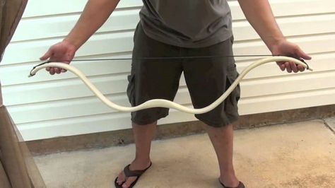 Pvc Bow And Arrow Diy, Homemade Bow And Arrow, Diy Archery, Pvc Bow, Archery Tag, Survival Bow, Horse Bow, Movies Best, Recurve Bows