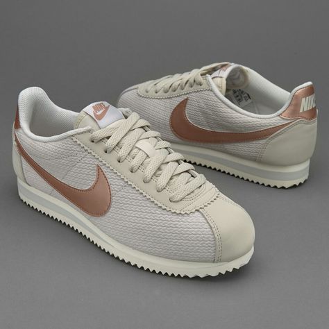 Nike Cortez Women, Nike Cortez Shoes, Cortez Shoes, Nike Gym Shoes, Nike Classic Cortez Leather, Futuristic Shoes, Nike Kicks, Nike Classic Cortez, Classic Cortez