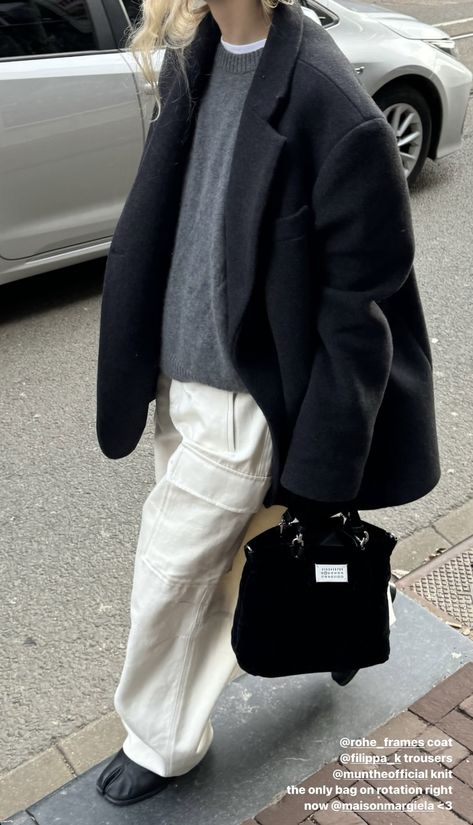 Daily Outfit Inspiration, Mode Inspo, Fashion Images, 가을 패션, Mode Inspiration, White Pants, Minimal Fashion, Primavera Estate, Winter Style