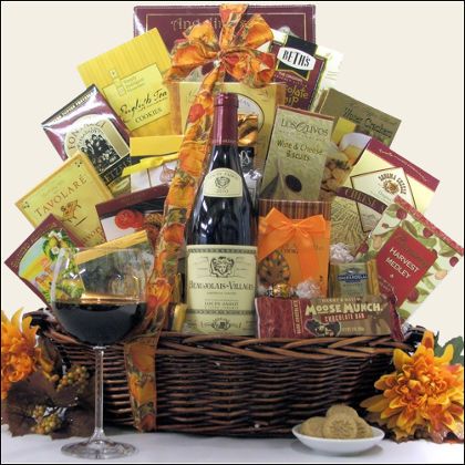 Louis Jadot Beaujolais-Villages: Gourmet Thanksgiving Wine Gift Basket Gourmet Thanksgiving, Fall Baskets, Thanksgiving Gift Basket, Thanksgiving Baskets, Breakfast Gift Basket, Auction Basket Ideas, Raffle Basket Ideas, Fall Basket, Breakfast Basket