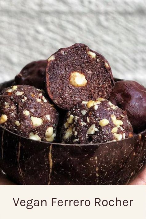 Vegan Ferrero Rocher, Refreshing Breakfast, Dessert Snacks, Vegan Dark Chocolate, Guilt Free Dessert, Bliss Balls, Vegan Bowls, Christmas Menu, Ferrero Rocher