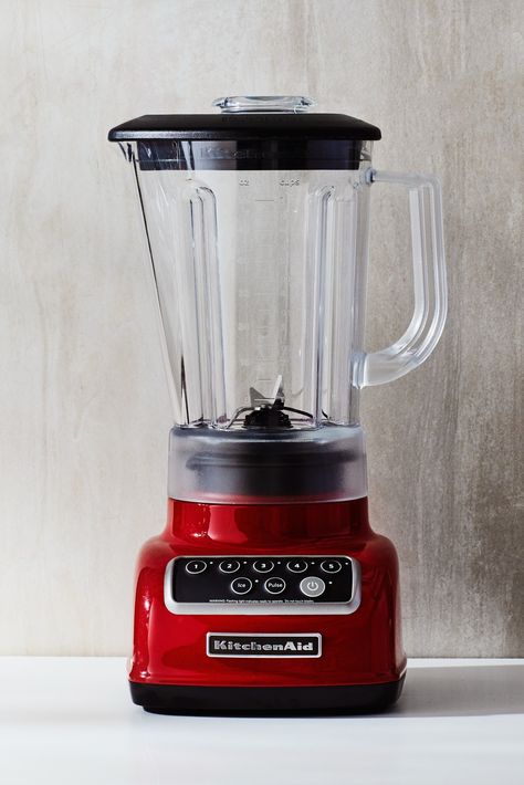 The Best Blenders Blender For Smoothies, Best Blender, Kitchenaid Blender, Ghana Food, Best Cooking Utensils, Make Almond Milk, Mixer Grinder, Nutrient Packed Smoothies, Kitchen Help