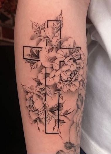 Unique Cross Tattoos, Verse Tattoos, Cross Tattoos For Women, Cross Tattoos, Hip Tattoos Women, Forearm Tattoo Women, Dope Tattoos For Women, Stylist Tattoos, Thigh Tattoos Women